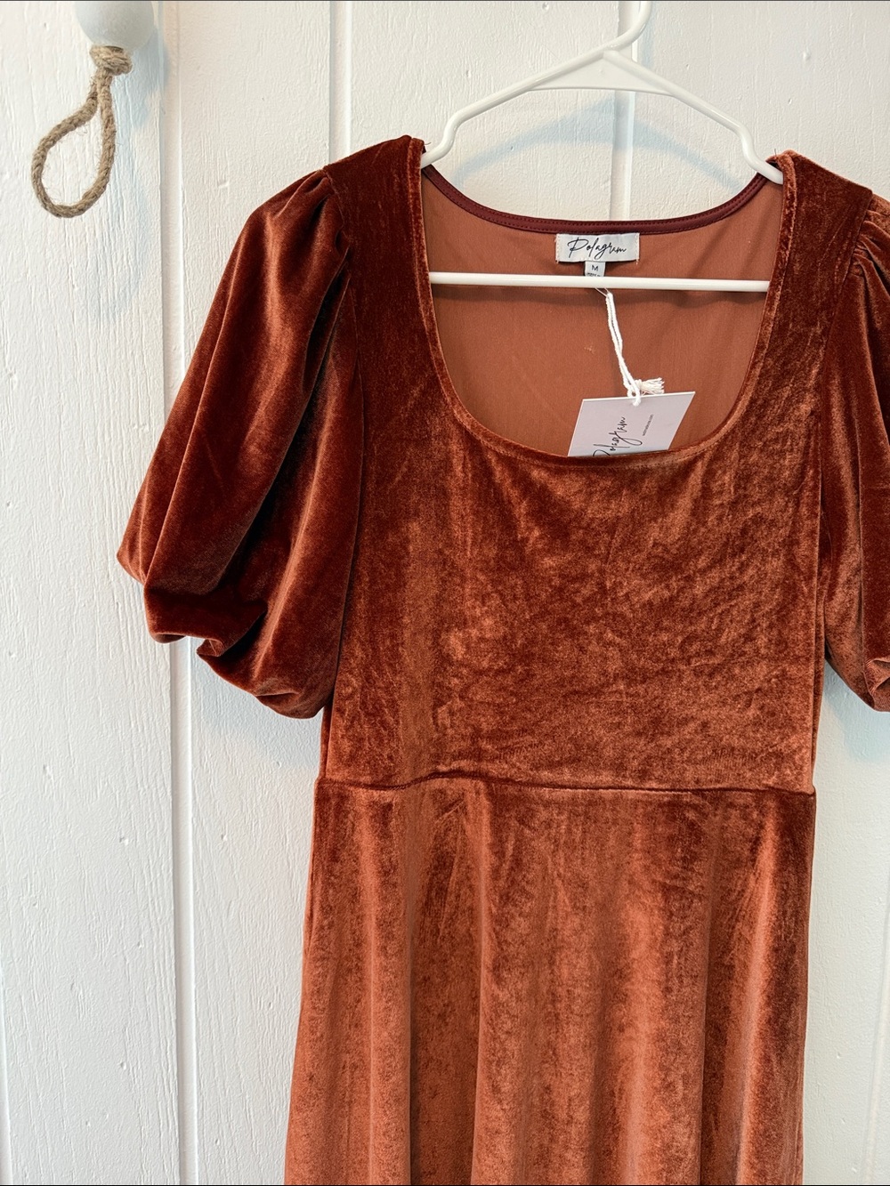 NWT Velvet Puff-Sleeve Midi Dress - Picture 3 of 4